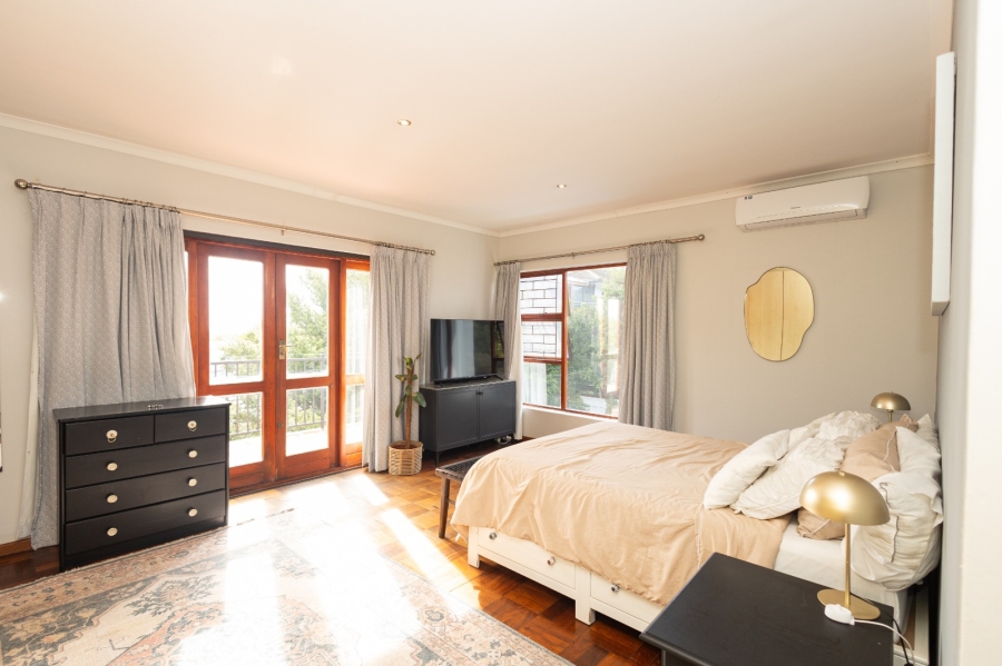 To Let 5 Bedroom Property for Rent in Vierlanden Western Cape